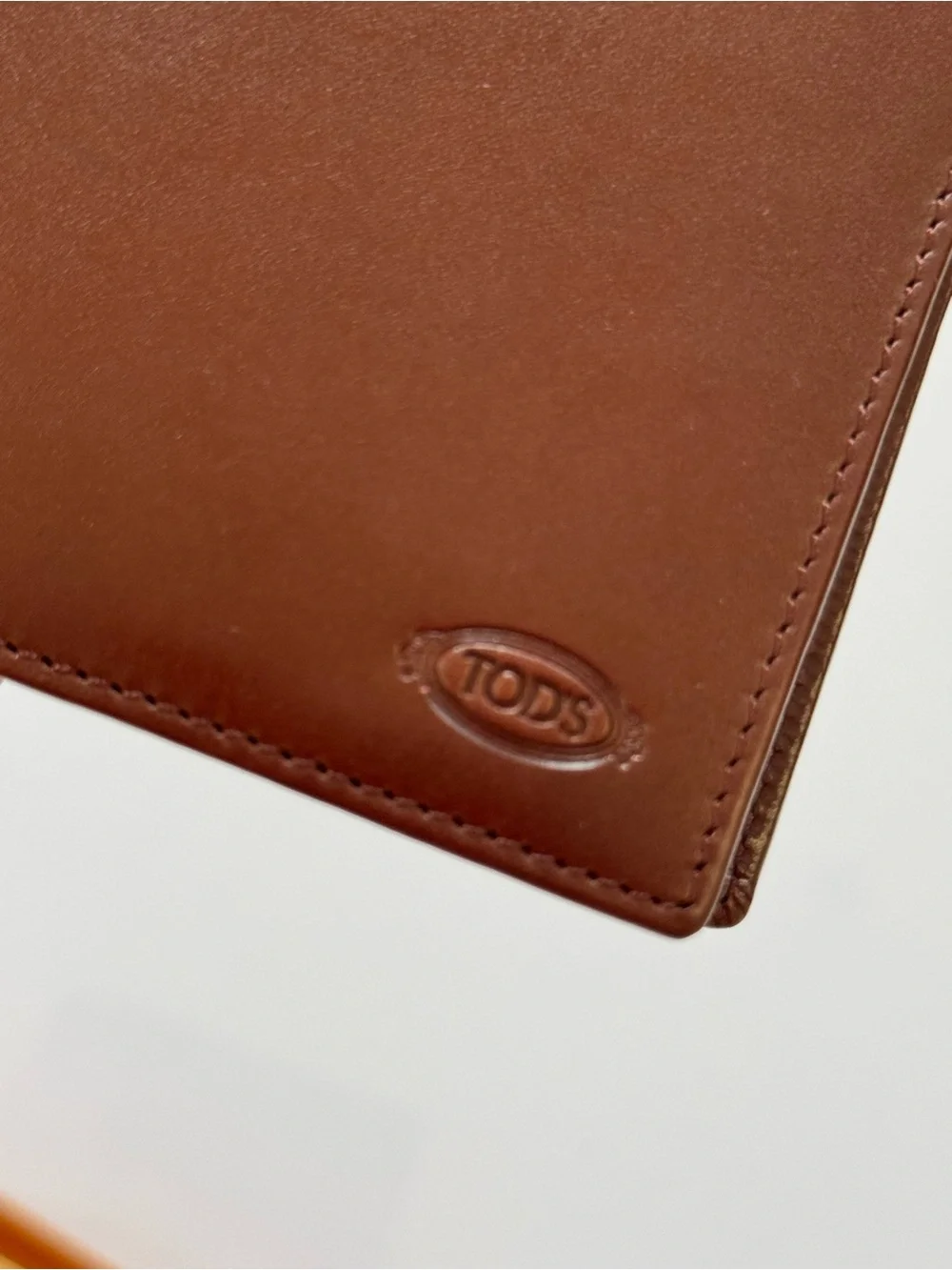 NEW Tod's Leather Bifold Wallet with Coin Pocket Dark Brown XAM0F07 NEVER USED